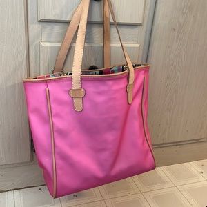 Large hot pink Consuela